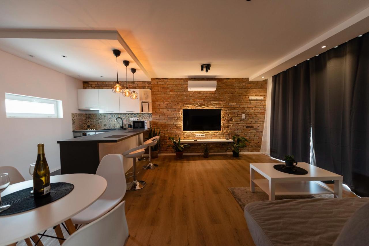 Pitypang Apartman Kápolnásnyék Extérieur photo